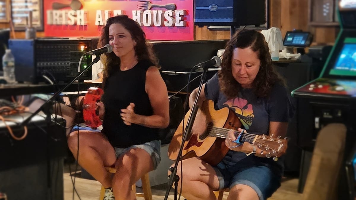 Keno, Live Music, Karaoke & Bingo